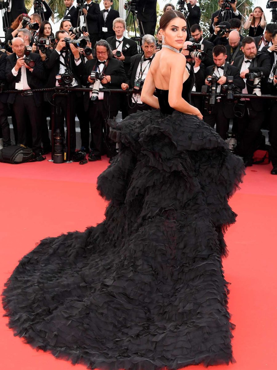 SUCCESS STORY | How Camila Coelho Went From Dior Makeup Counter To Global Creator To&nbsp;CEO