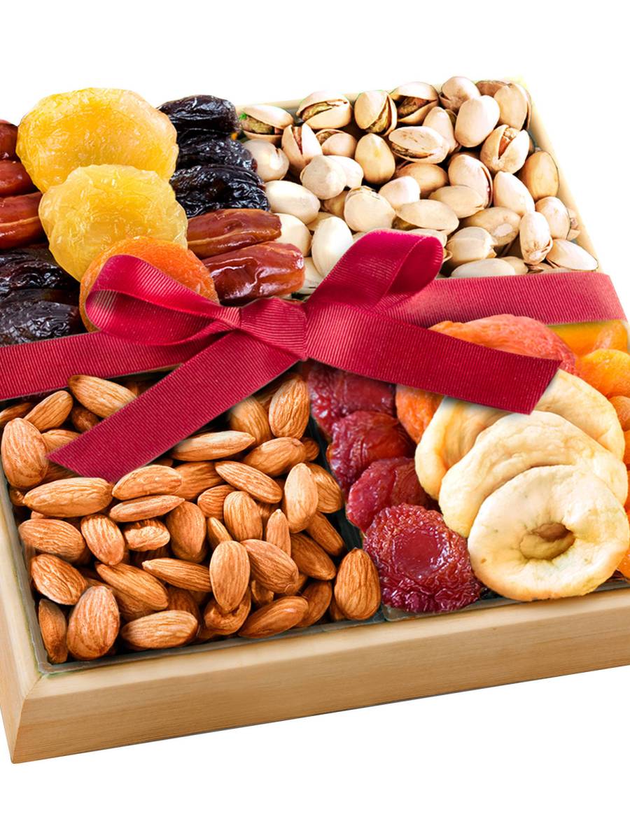 3 Surprising Bad Things That Can Happen If You Eat Many&nbsp;Nuts