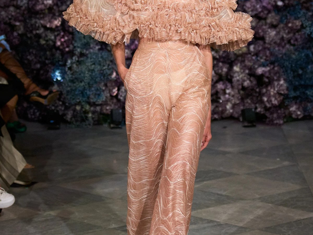 Christiano Siriano Celebrates 15 Years Of Fantasy And Glamour With A Ballet Inspired Spring&nbsp;Collection